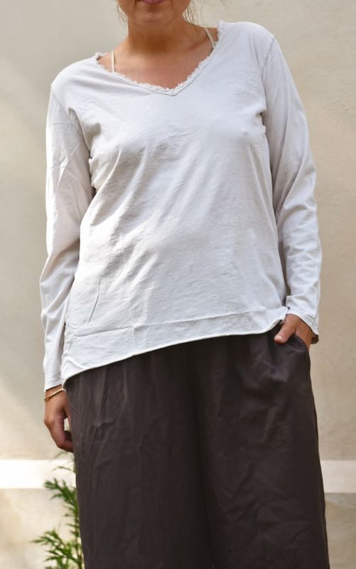 Beige - Classic V-hals Langermet T-skjorte