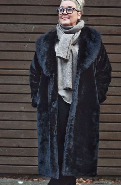 Hovedbilde Sort - Lang Fuskepels Jakke