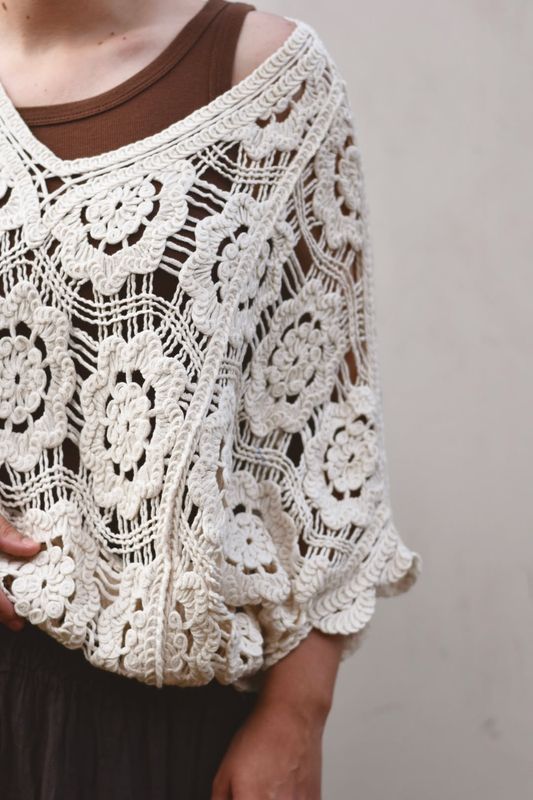 Beige - Sassie Heklet Topp