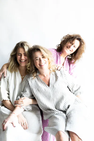 Hovedbilde Hvit/beige - Holly Lin Kjole