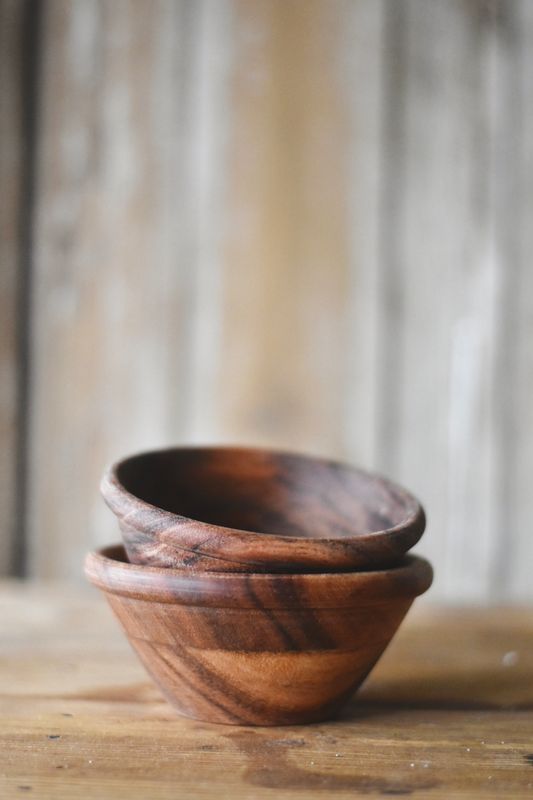 Skål i akasie 11x5 cm