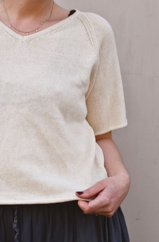 Kremhvit - Tove Lin Topp