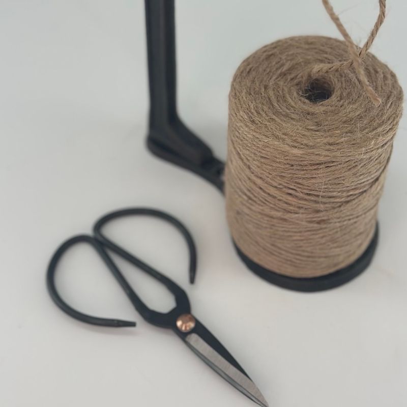 Sort - Snorholder med saks